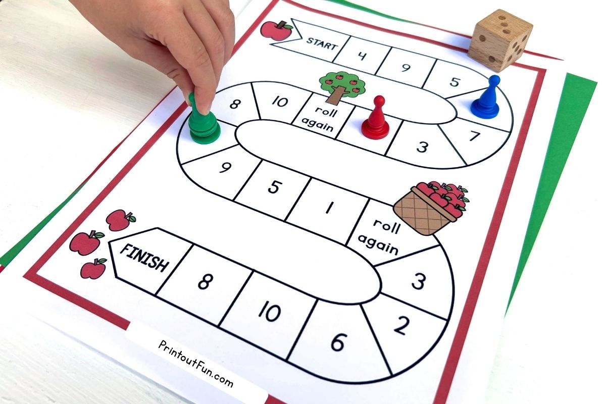 1-10 apple number game board, horizontal.