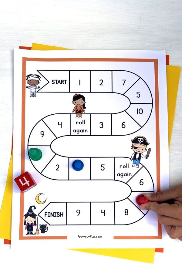 Halloween number recognition board game for numbers 1-10.